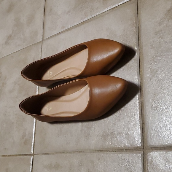 Holly Leather Cognac Pointed Toe Flats - Picture 6 of 8